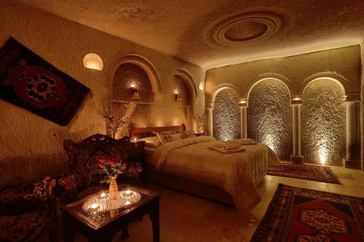 Safran Cave Hotel