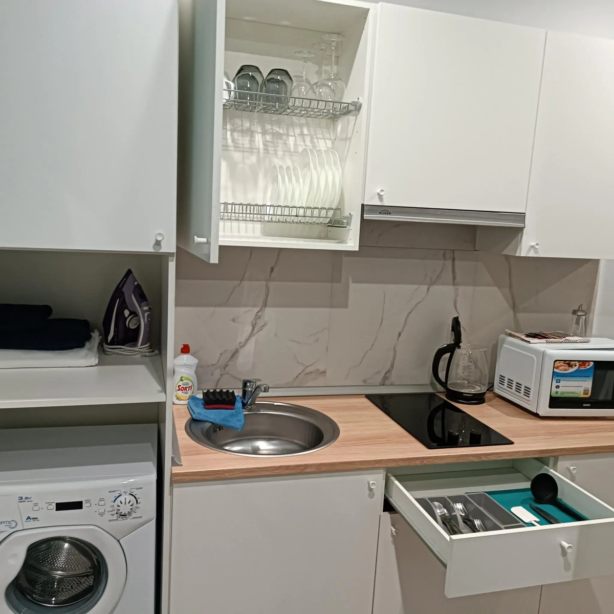 ApartLily (АпартЛили) на улице Баварская