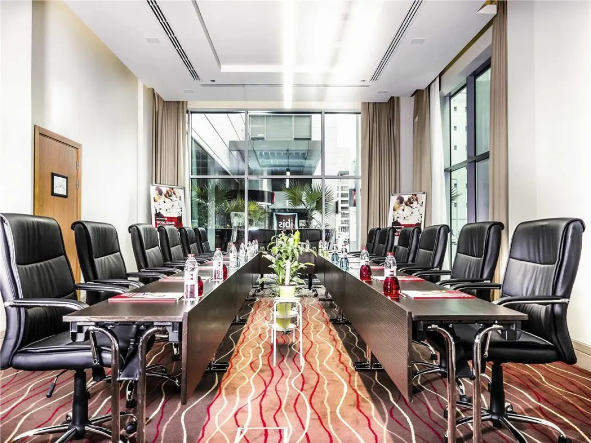 Отель Ibis Mall Avenue Dubai