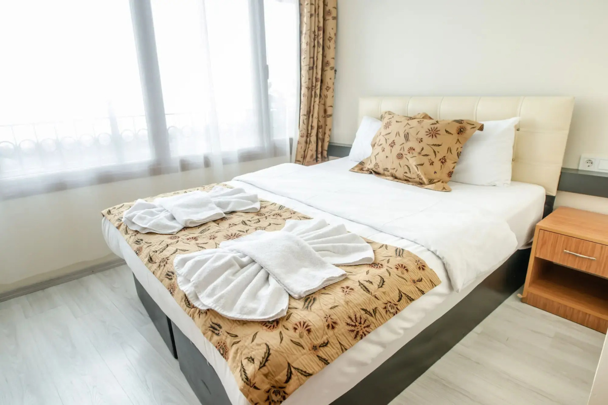 Camelot Apartment