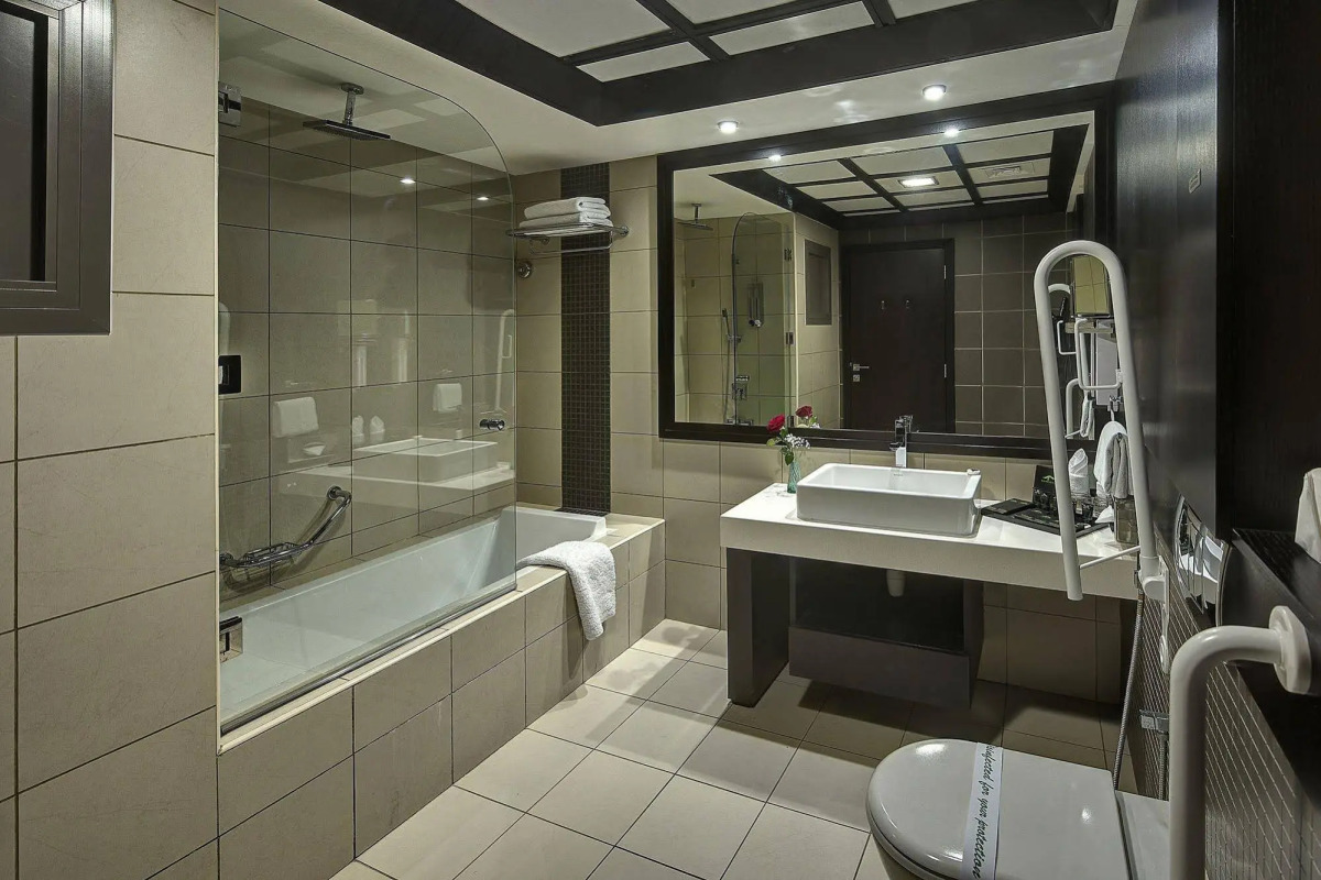 Raintree Rolla Hotel