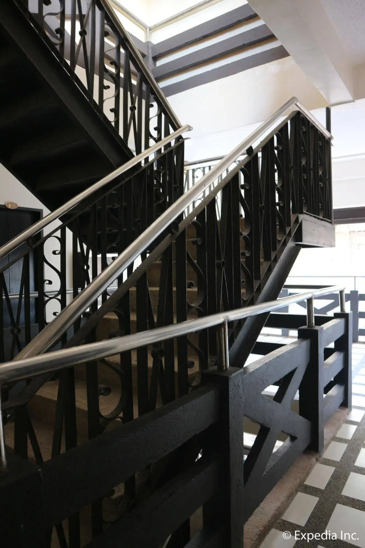 Boracay Travelodge Beach Resort