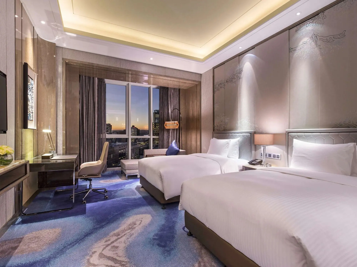 Pullman Yantai Center