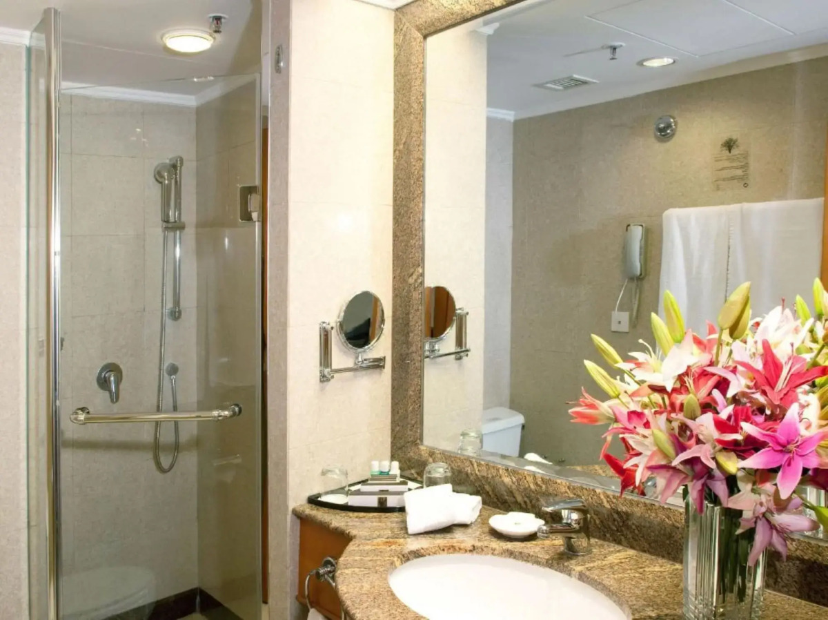 Harbour Plaza North Point