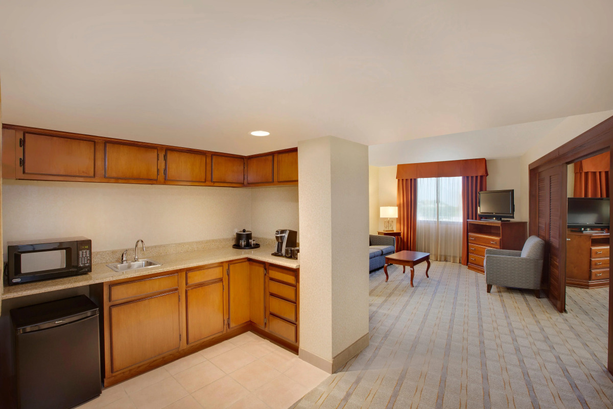 Holiday Inn Express Dallas Medical-Market Center by IHG