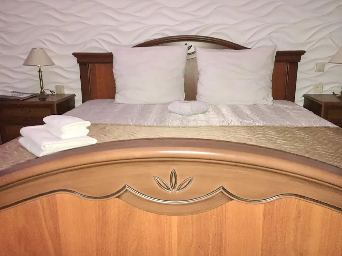 Мини-Отель ЭРЗИ КЛАБ