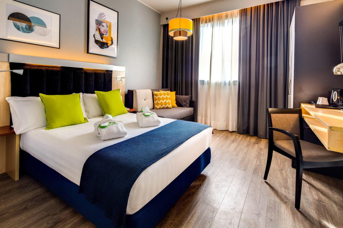 Отель Holiday Inn Bologna Fiera