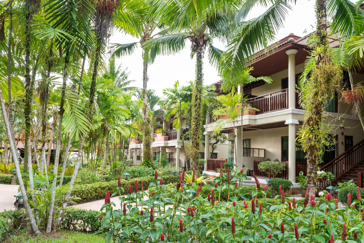 Khaolak Bay Front Resort