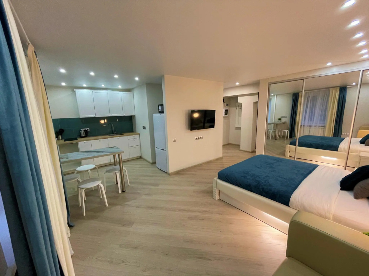 Hanaka (Ханака) на Зеленом проспекте