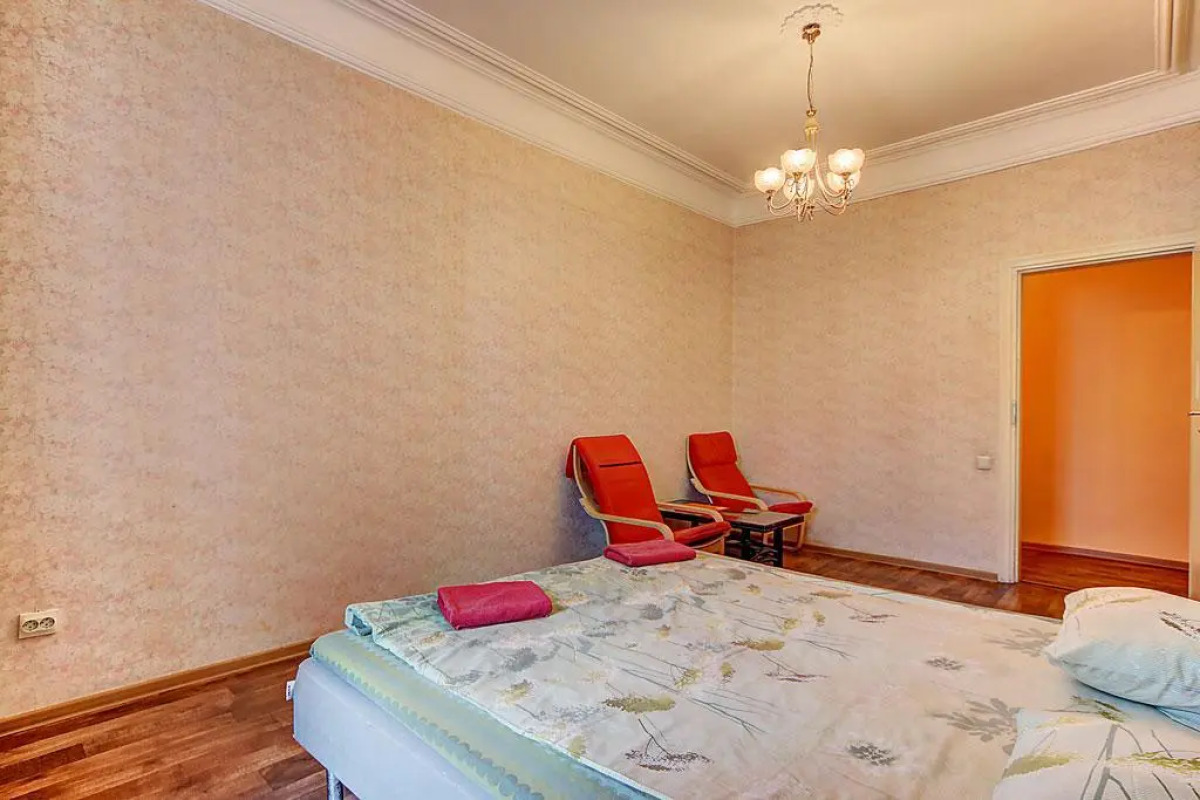 Апартаменты на улице Рубинштейна 1/43