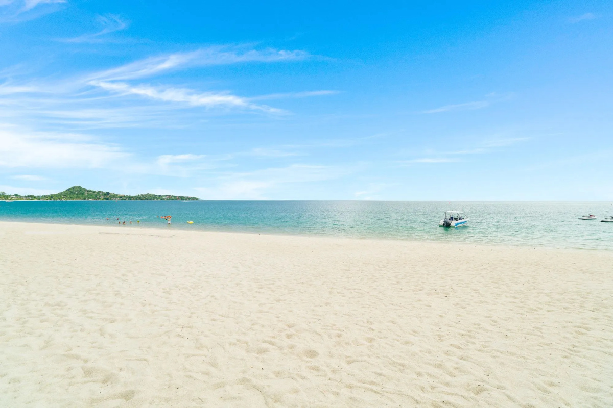 Rich Resort Beachside Hotel