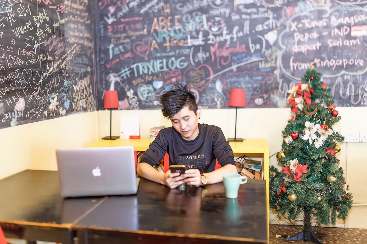 The Hive Singapore Hostel