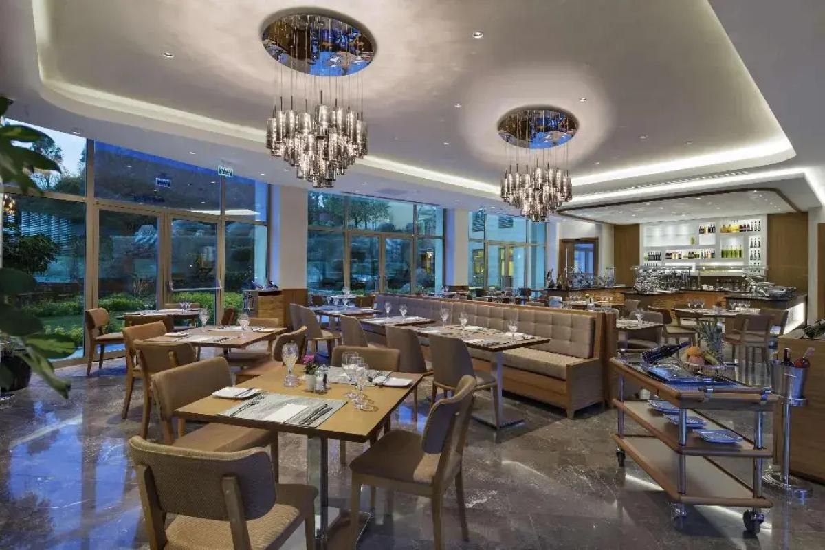 DoubleTree by Hilton Hotel Istanbul - Tuzla