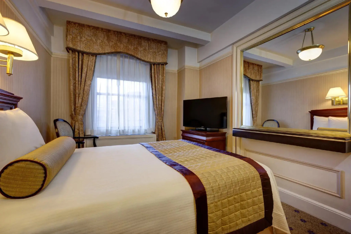 Wellington Hotel