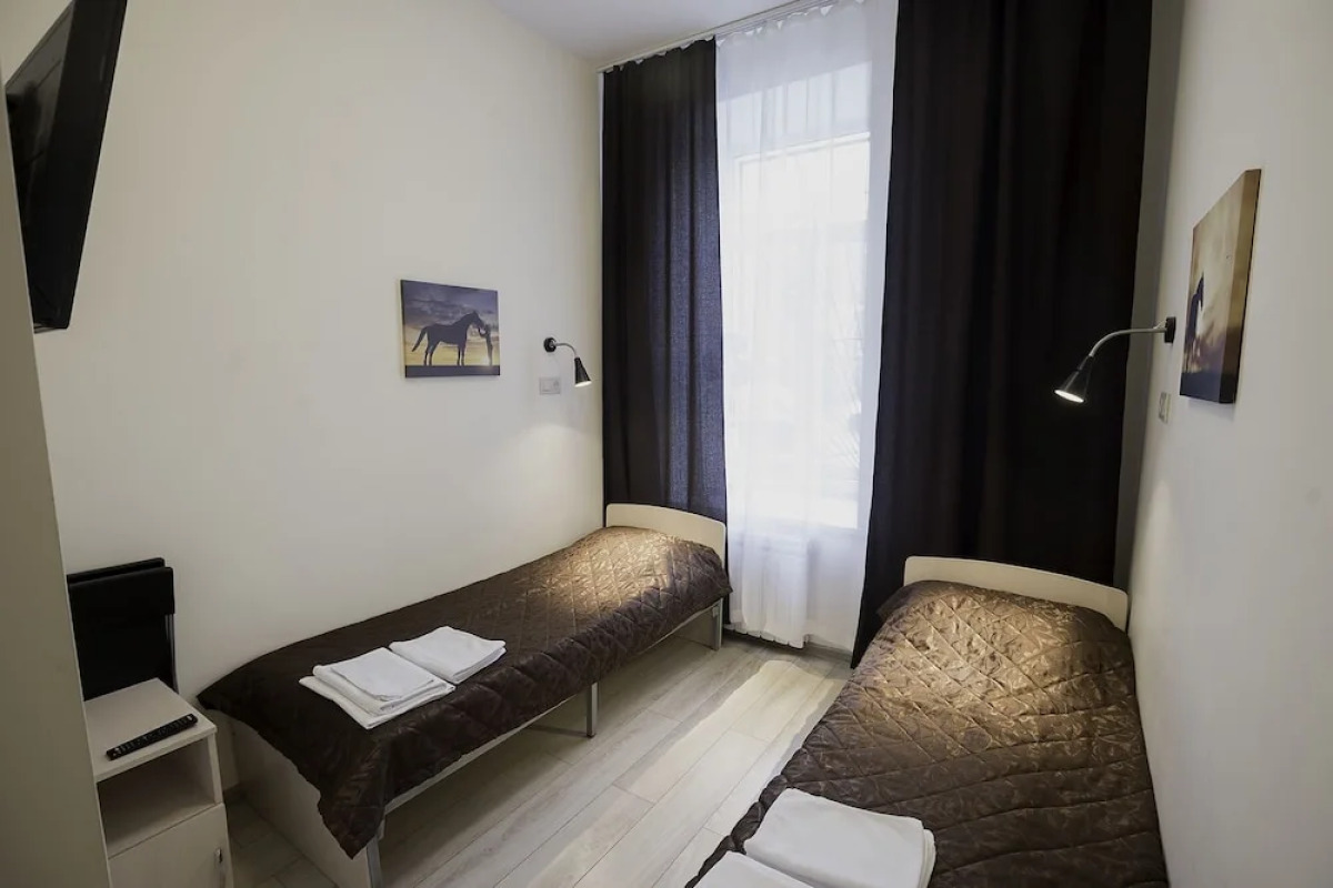 Апартаменты «На Лебедева 10В»