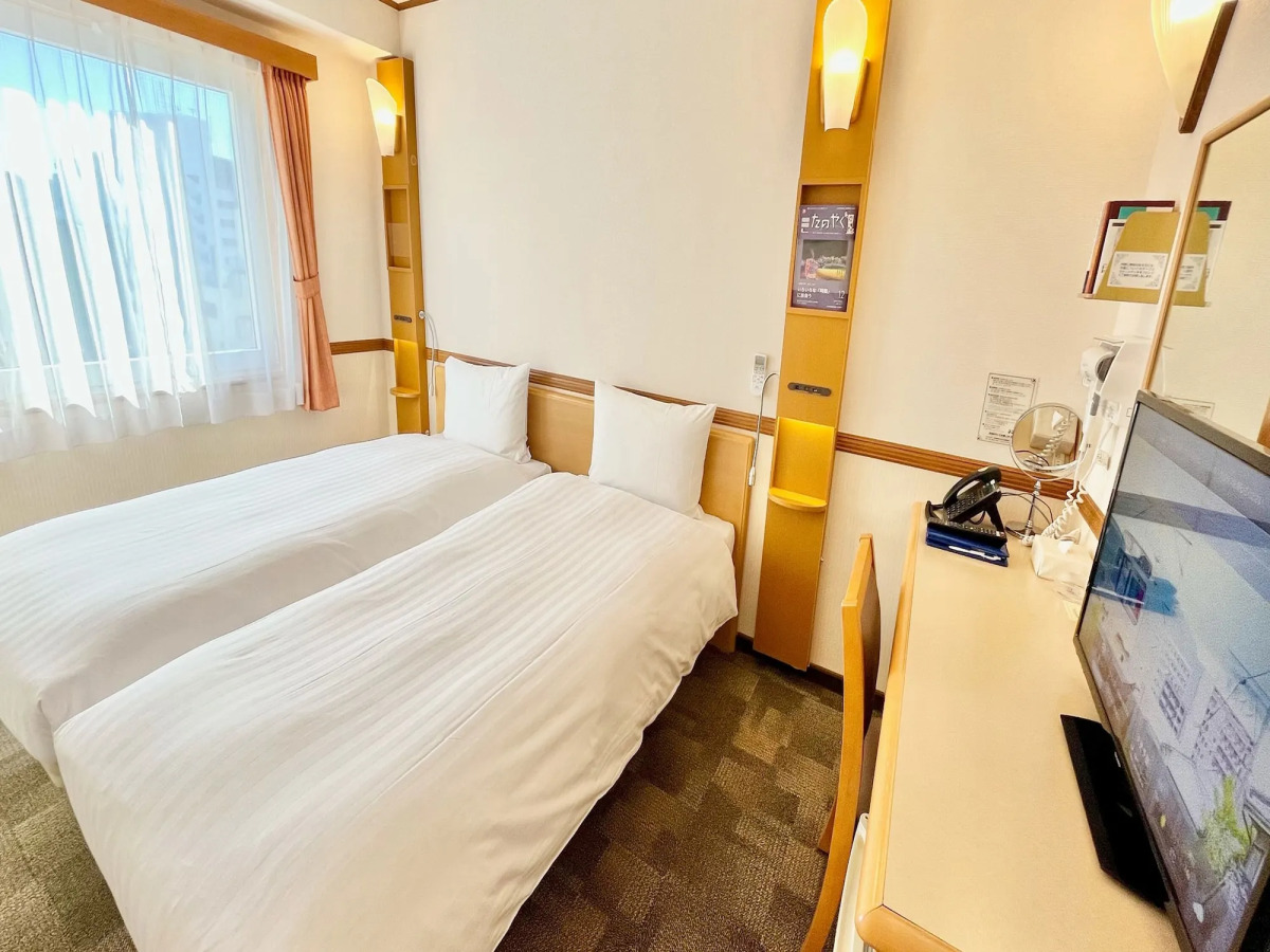 Toyoko Inn Tokyo-eki Shin-ohashi Mae