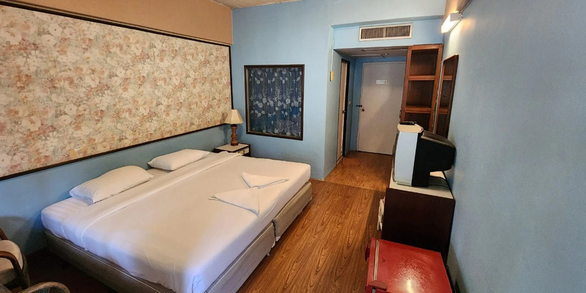 Safari Riviera Resort