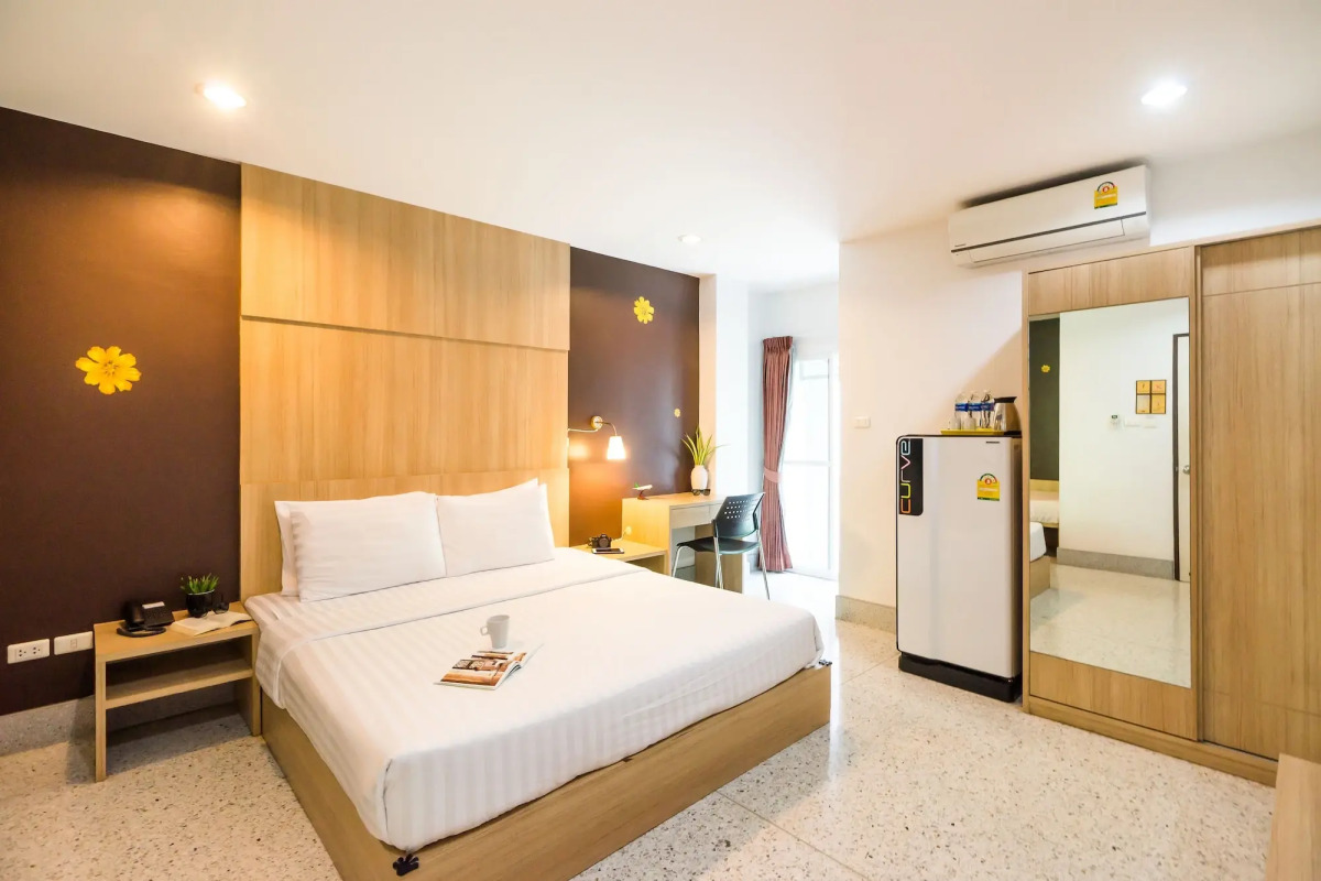 The Fifth Residence Hotel