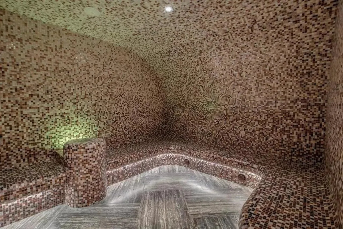 Отель Grand Poet Hotel by Semarah