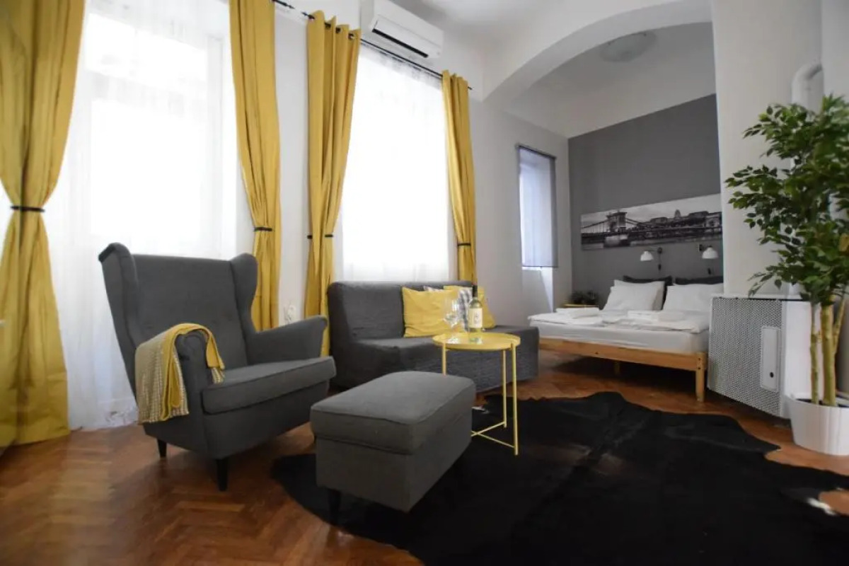 Standard Apartment by Hi5 - Chainbridge