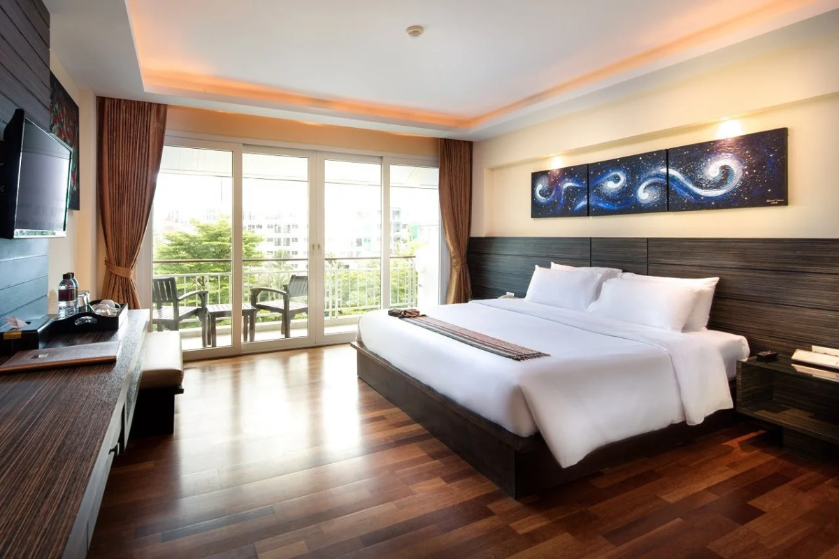 R-Mar Resort and Spa