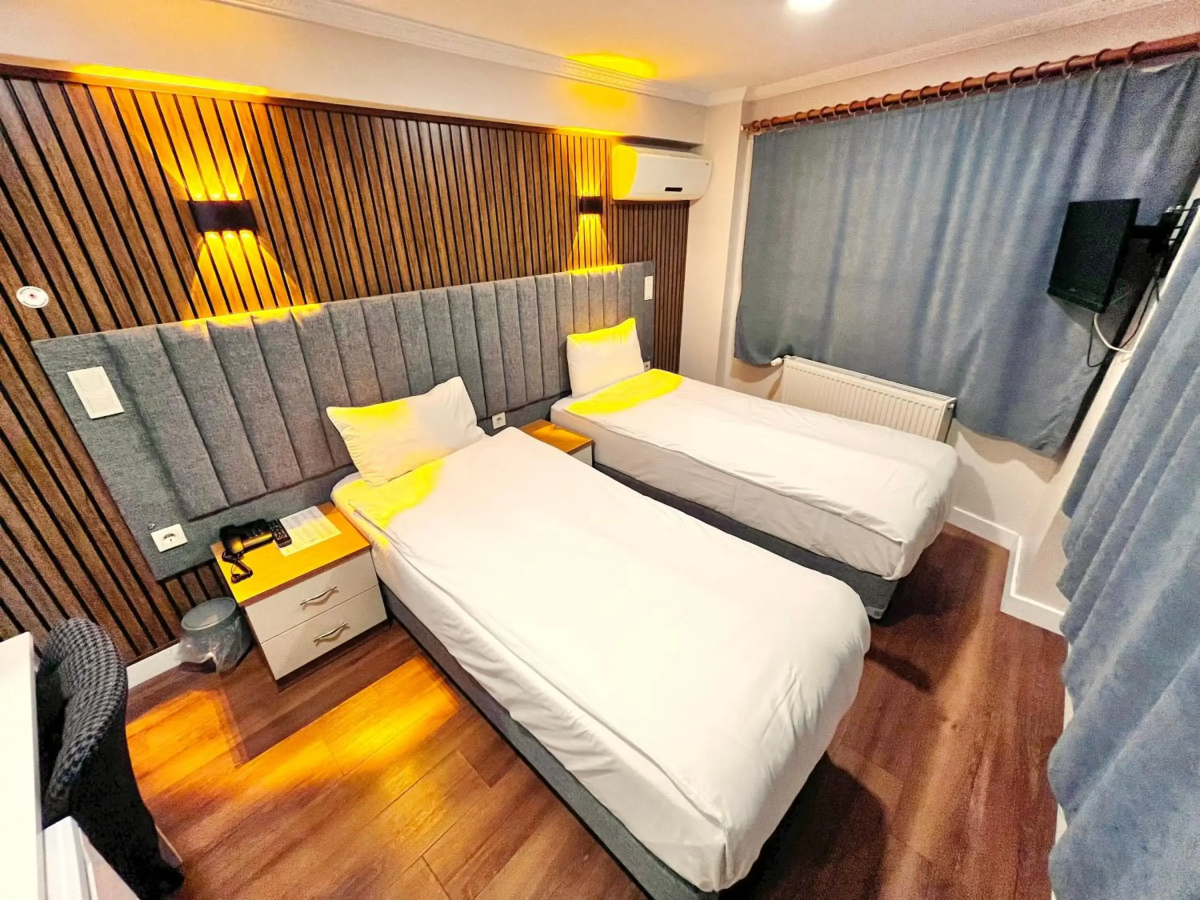 Naila Hotel