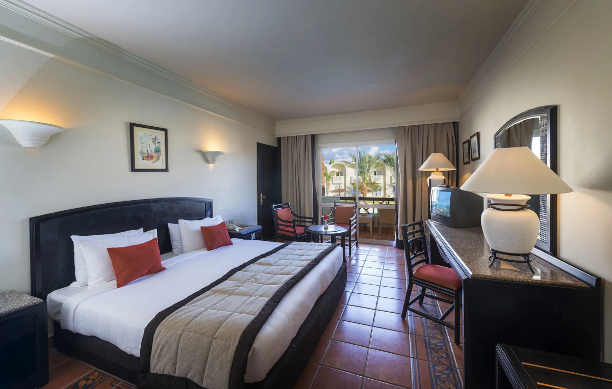 Reef Oasis Beach Resort