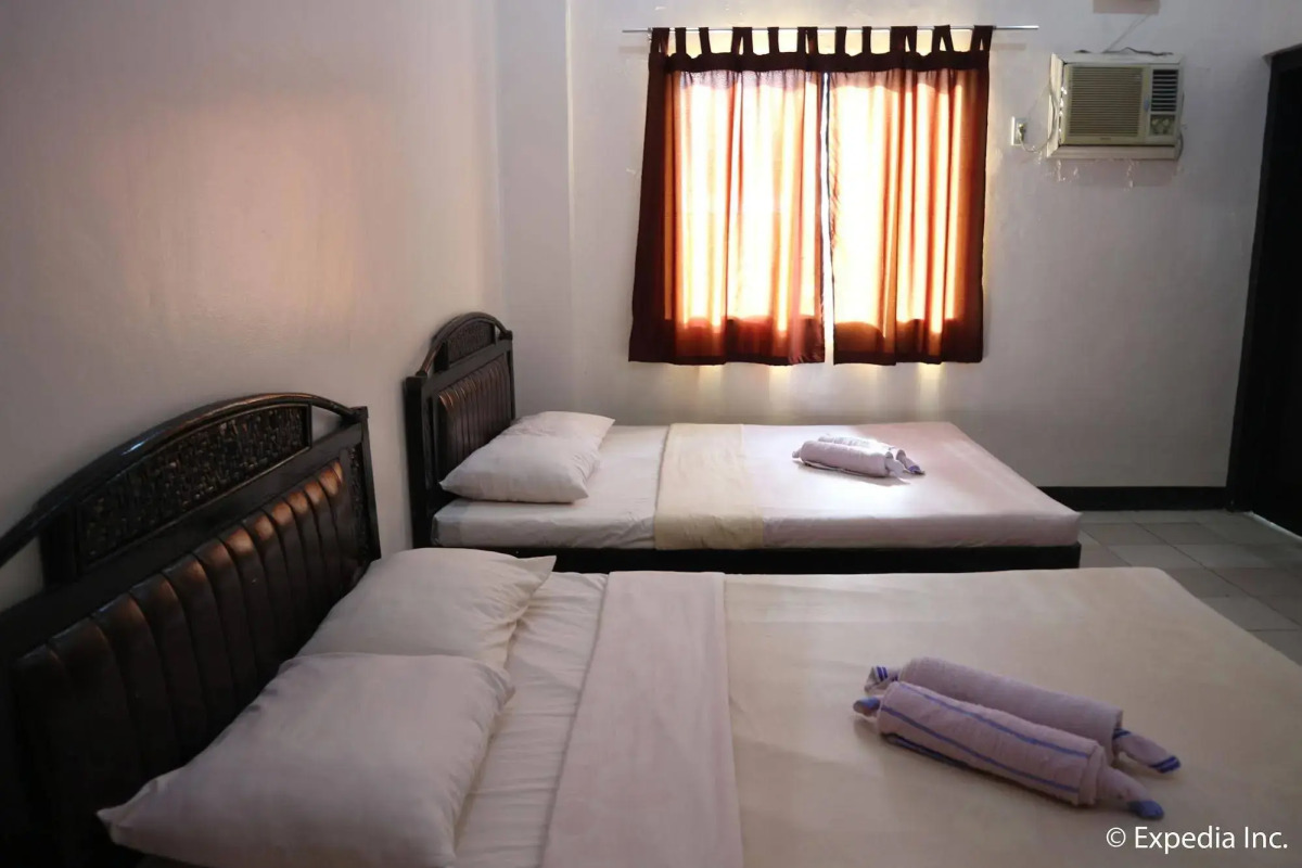 Boracay Travelodge Beach Resort