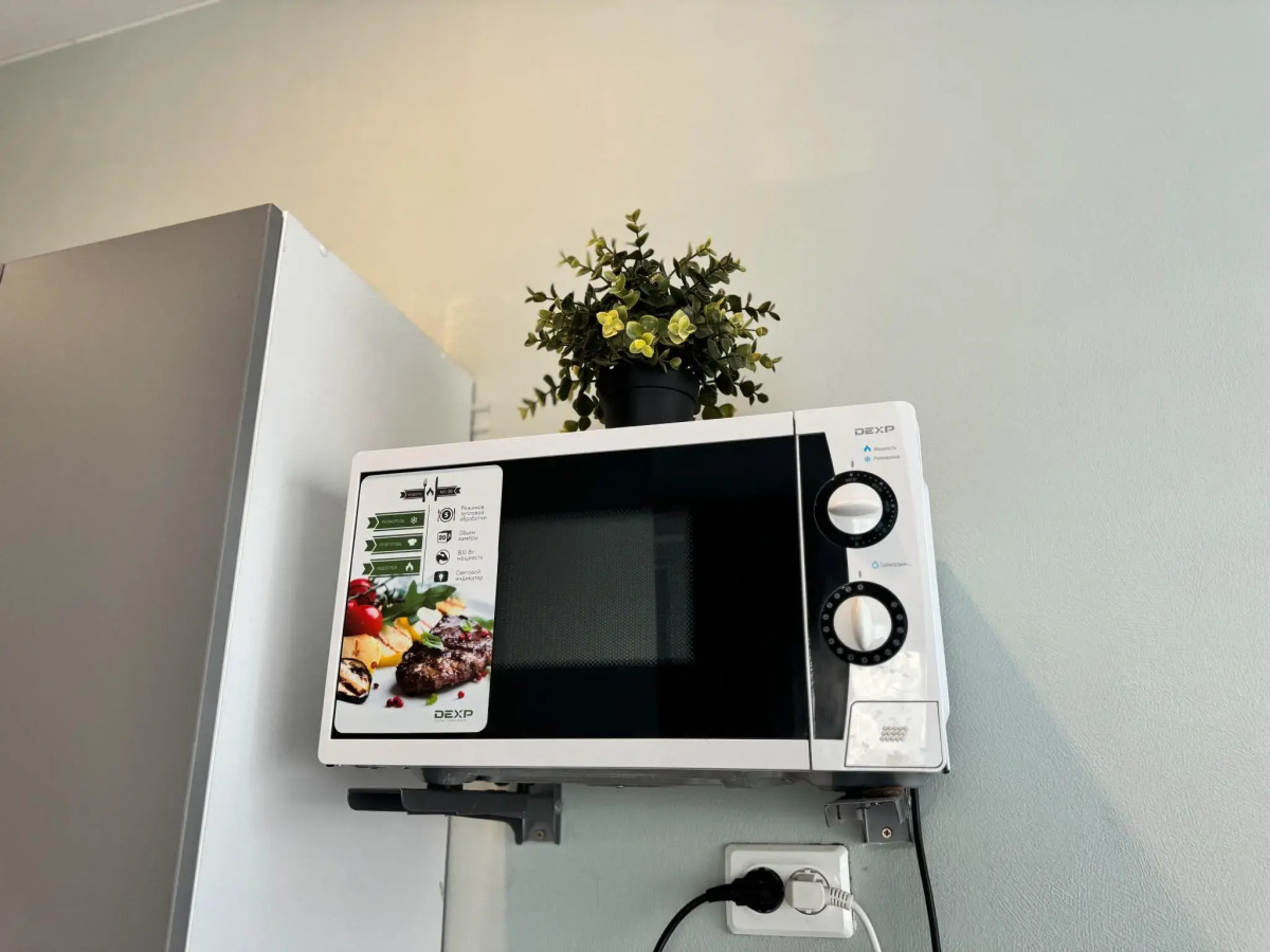 Диван и Чемодан на ул. Коммунистическая, 26