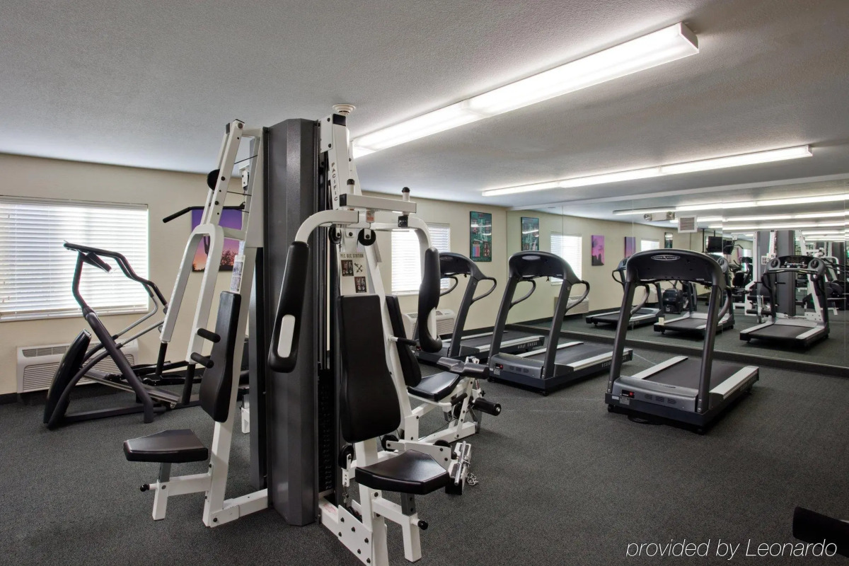 Sonesta Simply Suites Las Vegas Convention Center