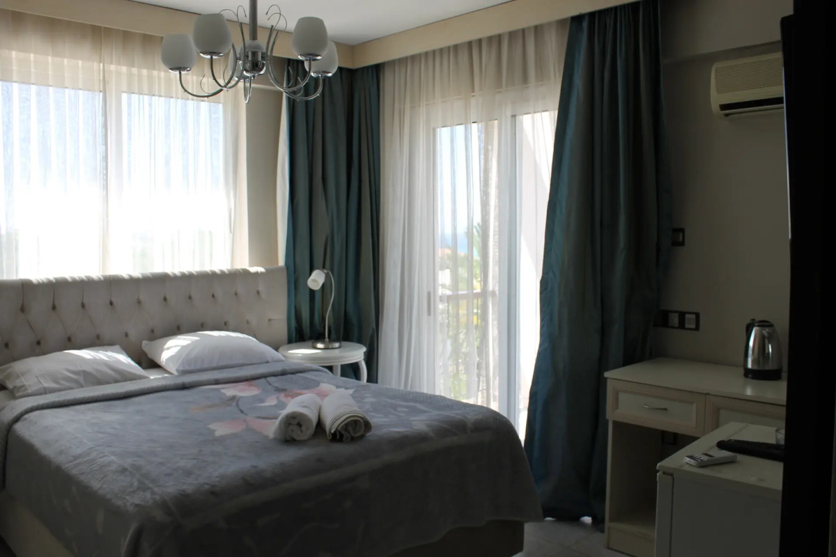 The Prince Inn Hotel & Villas