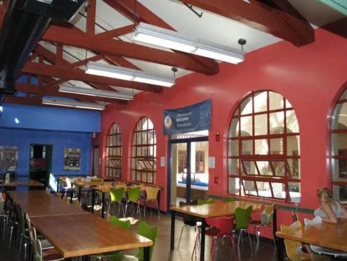 HI Los Angeles Santa Monica Hostel