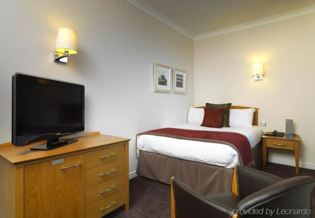 Manchester Portland by Sunday