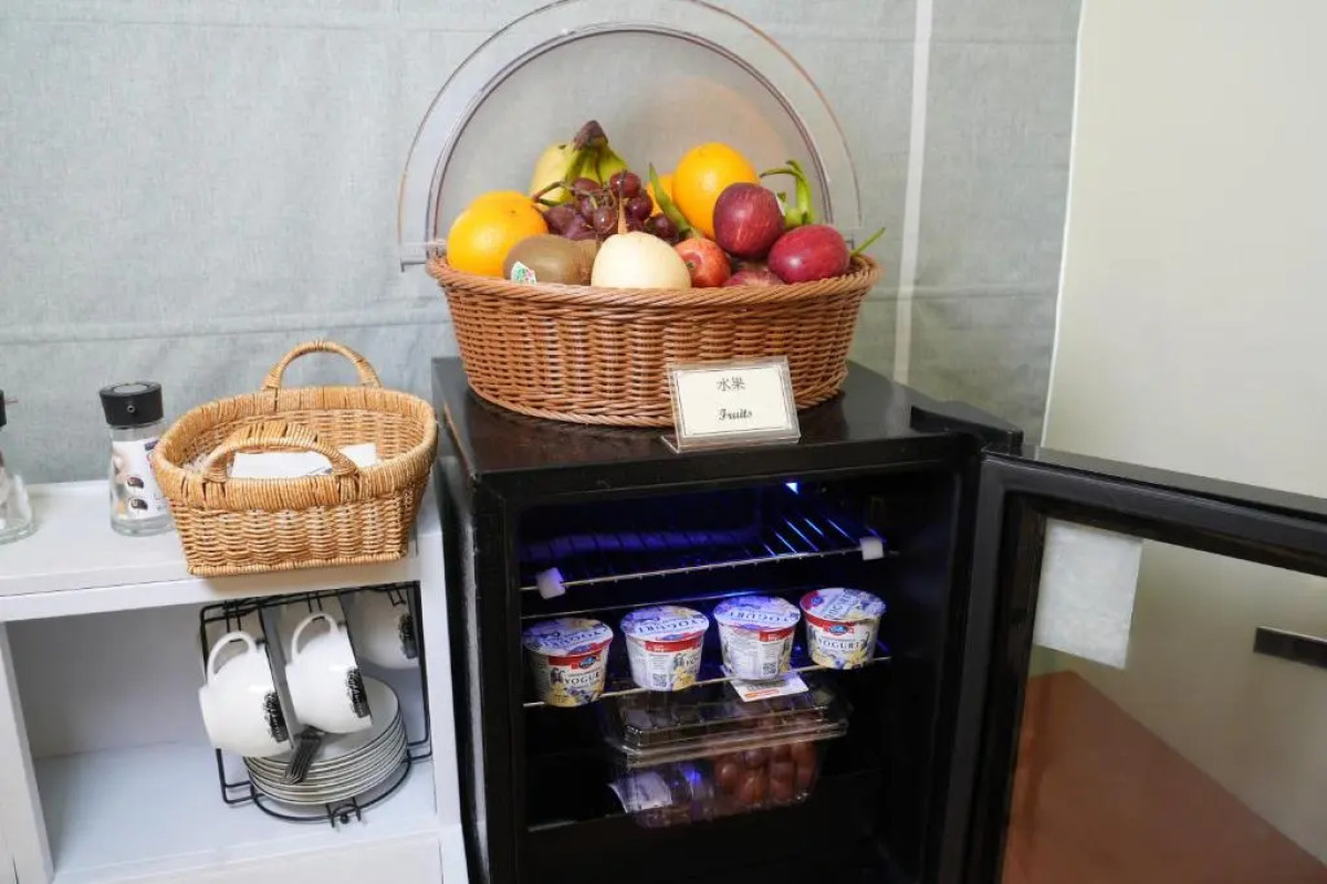 The new is Woody House hotel.