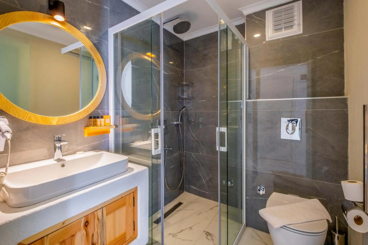 Payam Hotel