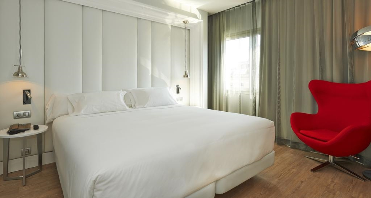 Отель NH Collection Barcelona Gran Calderón