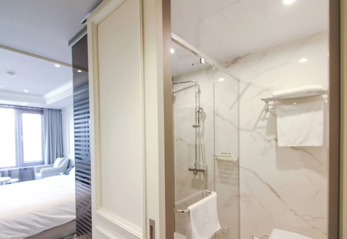 Golden Tulip Ever Yongin Hotel