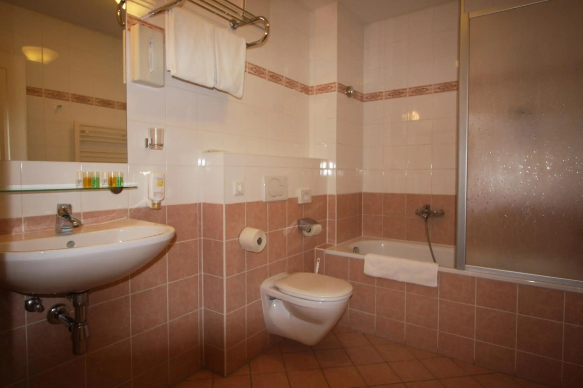 SUITE HOTEL 900m ZUR OPER