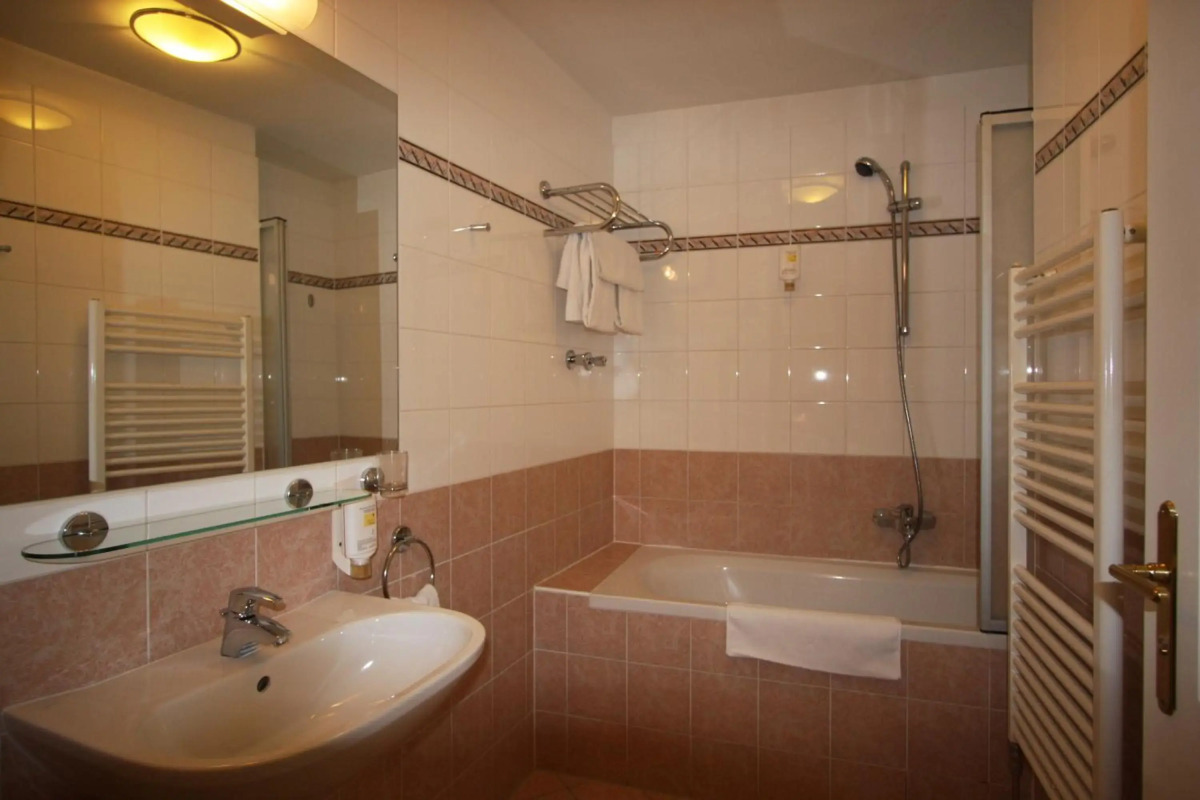 SUITE HOTEL 900m ZUR OPER