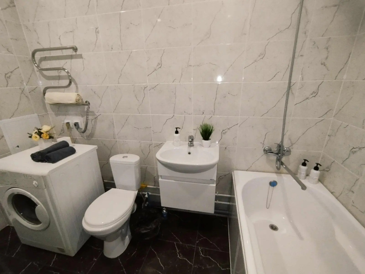 Небо на улице Монастырская