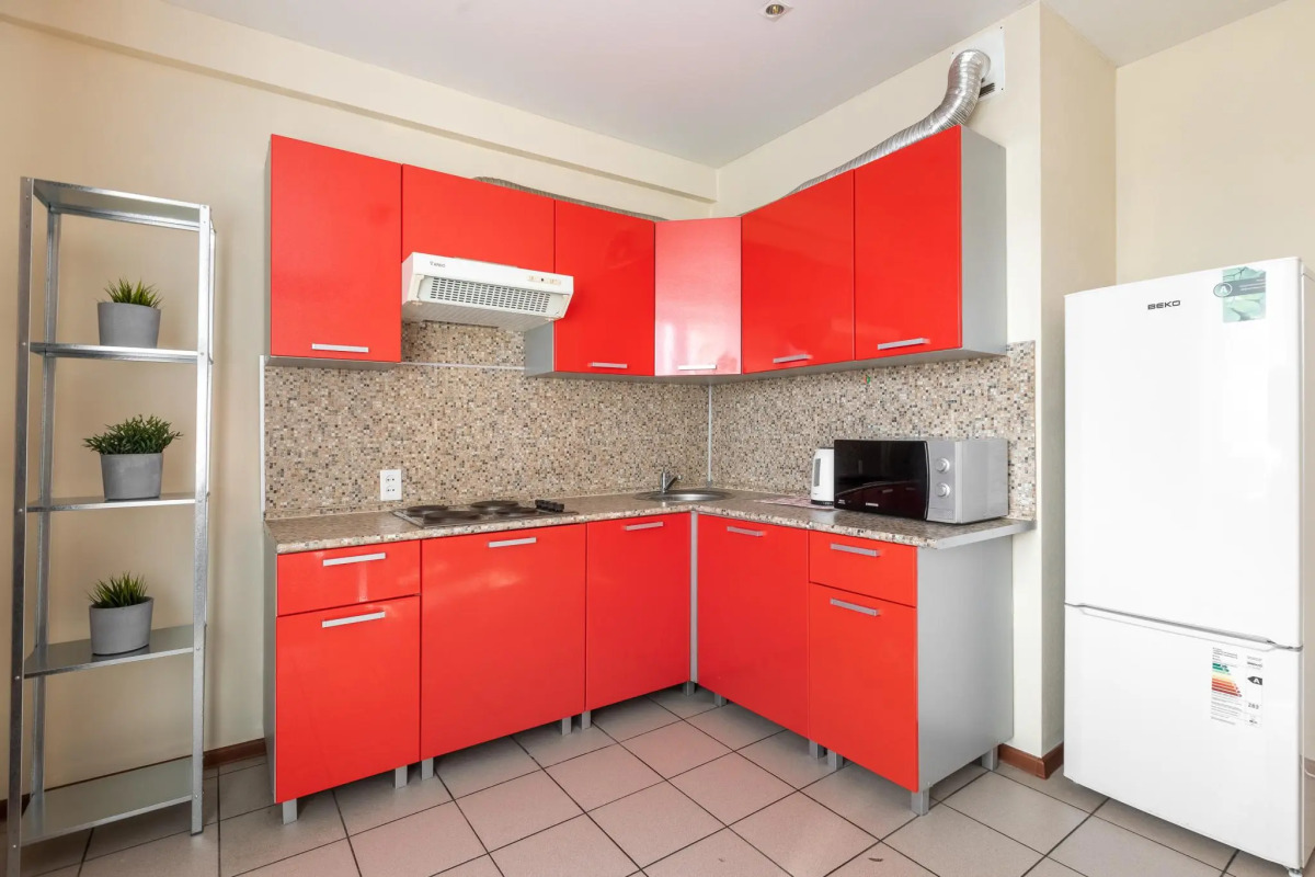 Tolstoy Apart Лейтейзена 9