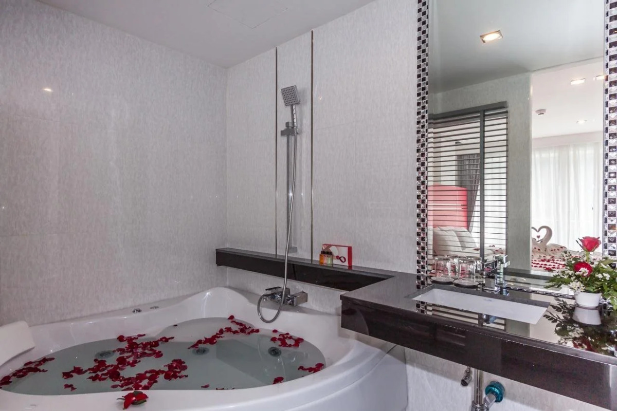 Patong Diamond Hotel