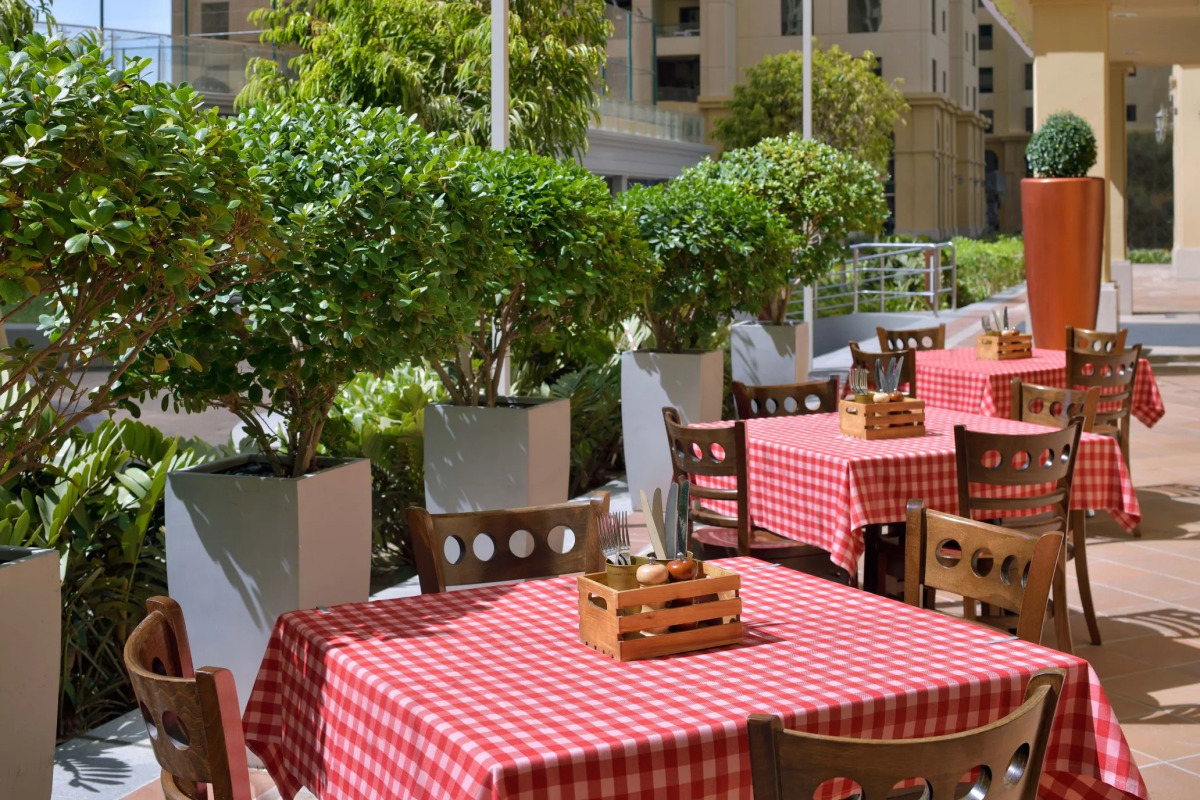 Отель Delta Hotels Jumeirah Beach, Dubai