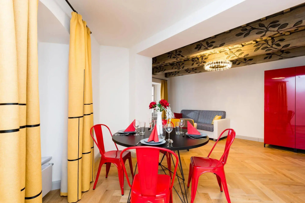 Old Royal Post Boutique Hotel & Premium Suites