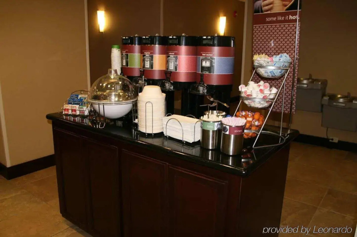 Hampton Inn & Suites Merced