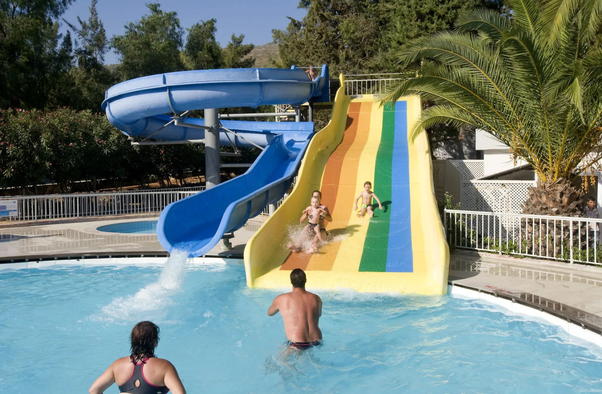 Green Bay Resort & Spa