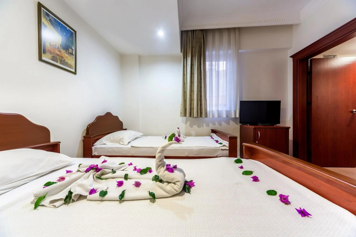 Senatus Hotel - Special Class