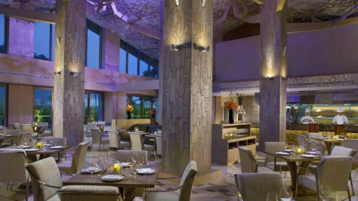 Resorts World Sentosa - Equarius Hotel