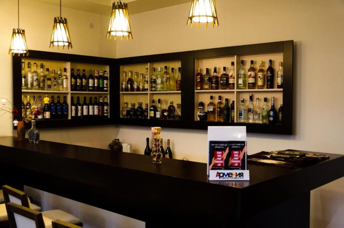 Отель Yeghevnut