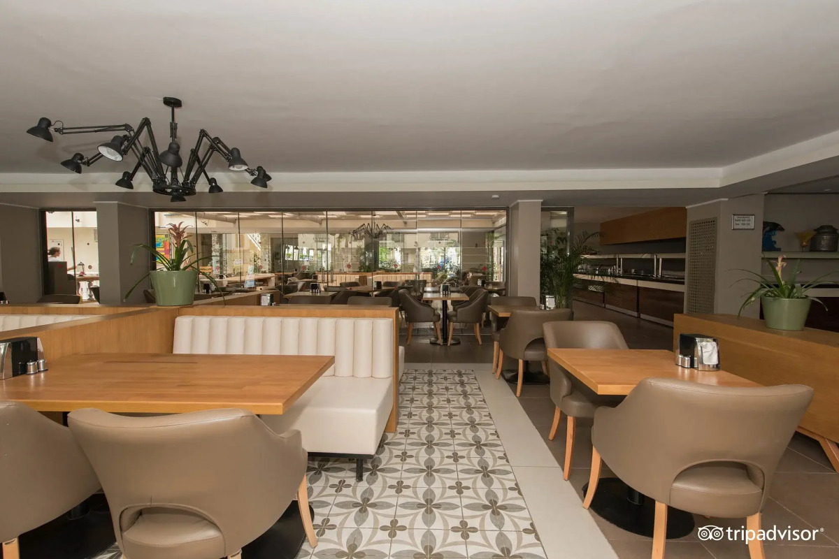 Sun City Apartments & Hotel